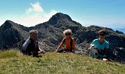 65 In vetta al Pizzo Paradiso (2493 m) con vista sul Tre Signori